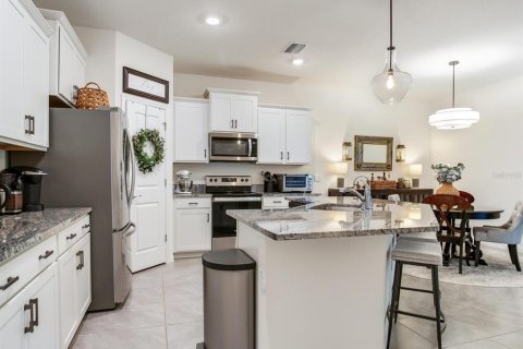 House in Plant City, Florida 3 bedrooms, 145.39 sq.m. № 1883867 - photo 18
