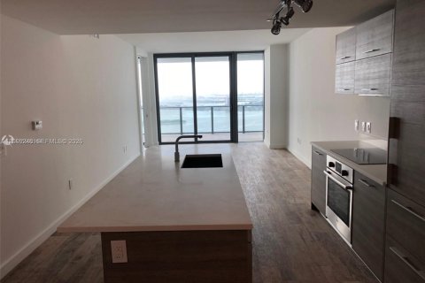 Condo à Miami, Floride, 2 chambres  № 2090011