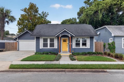 Casa en Winter Park, Florida 3 dormitorios, 100.8 m2 № 2384158