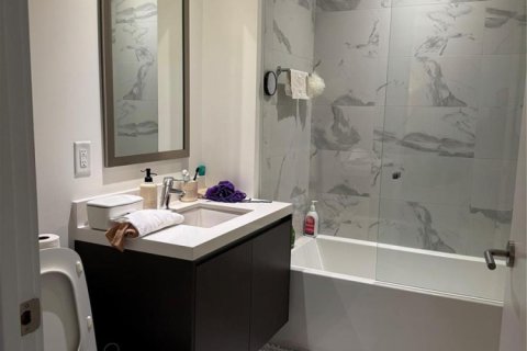 Condo in Miami, Florida, 1 bedroom  № 2346977 - photo 20