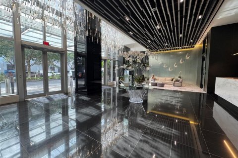 Condo in Miami, Florida, 1 bedroom  № 2346977 - photo 25