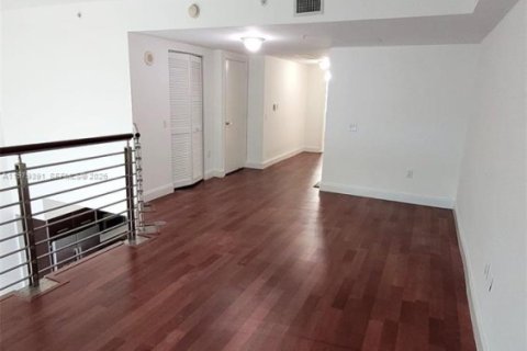 Снять в аренду кондоминиум в Майами, Флорида 2 спальни, 140.28м2, № 2079376 - фото 14