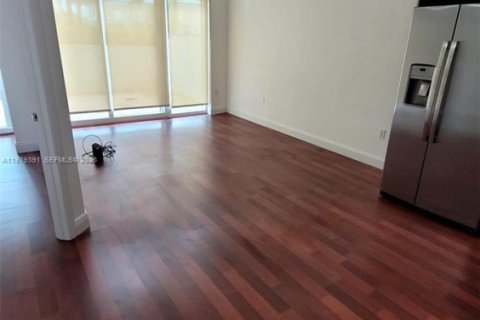 Снять в аренду кондоминиум в Майами, Флорида 2 спальни, 140.28м2, № 2079376 - фото 10