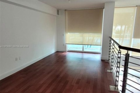 Снять в аренду кондоминиум в Майами, Флорида 2 спальни, 140.28м2, № 2079376 - фото 4