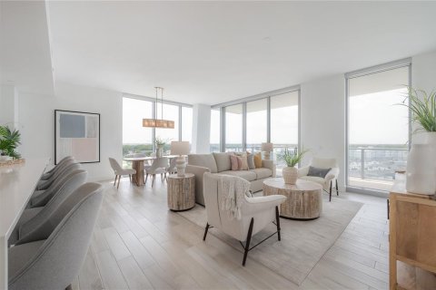 Condominio en venta en Tampa, Florida, 3 dormitorios, 214.05 m2 № 1275546 - foto 8