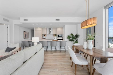 Condominio en venta en Tampa, Florida, 3 dormitorios, 214.05 m2 № 1275546 - foto 10