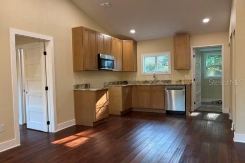 Villa ou maison à vendre à DeLand, Floride: 3 chambres, 97.55 m2 № 2225986 - photo 2