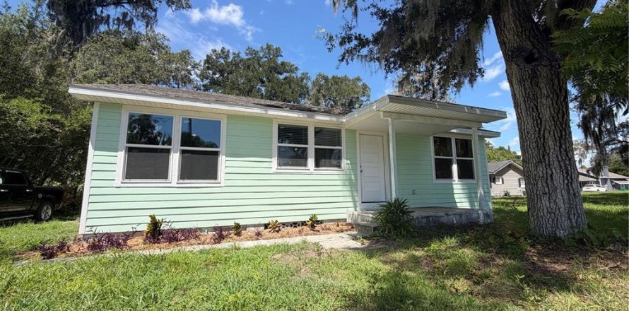 Villa ou maison à DeLand, Floride 3 chambres, 97.55 m2 № 2225986