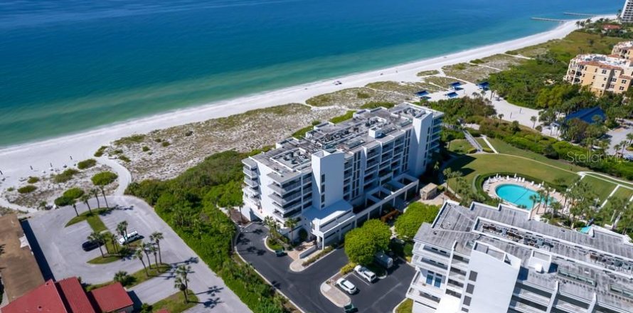 Condominio en Longboat Key, Florida, 2 dormitorios № 1010007