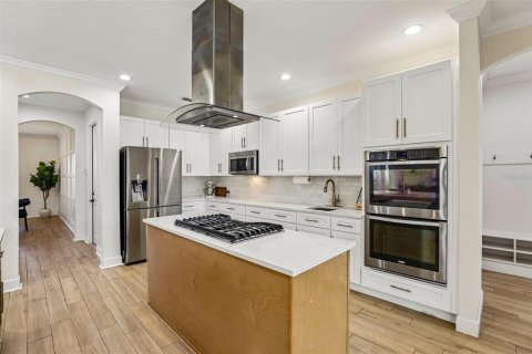 Casa en venta en Sanford, Florida, 6 dormitorios, 469.25 m2 № 2157276 - foto 10