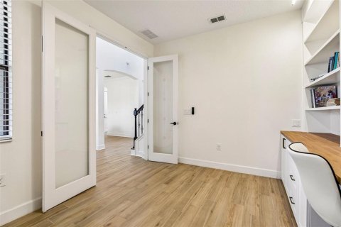 Casa en venta en Sanford, Florida, 6 dormitorios, 469.25 m2 № 2157276 - foto 16
