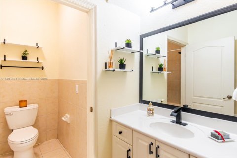 Adosado en venta en North Miami, Florida, 2 dormitorios, 110.09 m2 № 1828698 - foto 7