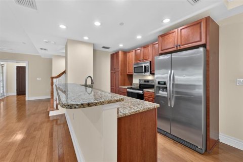 Copropriété à louer à Tampa, Floride: 3 chambres, 163.51 m2 № 2388104 - photo 17