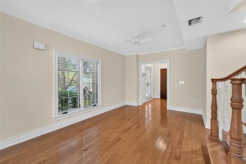 Copropriété à louer à Tampa, Floride: 3 chambres, 163.51 m2 № 2388104 - photo 8