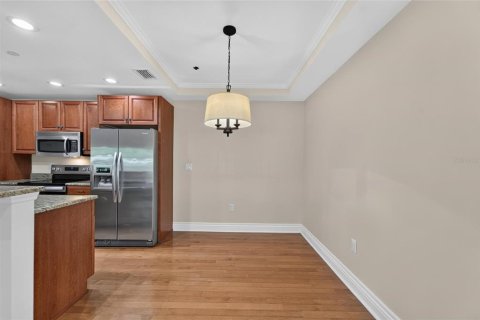Copropriété à louer à Tampa, Floride: 3 chambres, 163.51 m2 № 2388104 - photo 14