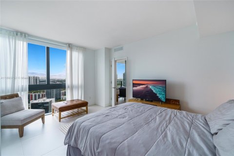 Copropriété à louer à Miami, Floride: 2 chambres, 87.7 m2 № 1945369 - photo 11