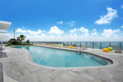 Copropriété à louer à Miami, Floride: 2 chambres, 87.7 m2 № 1945369 - photo 25