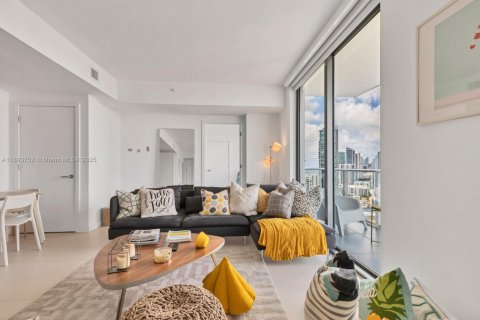 Copropriété à louer à Miami, Floride: 2 chambres, 87.7 m2 № 1945369 - photo 20