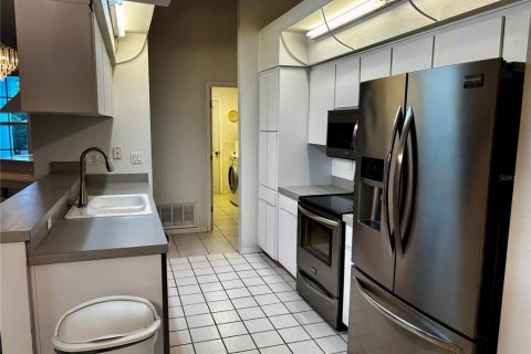 Купить виллу или дом в Спринг-Хилл, Флорида 3 комнаты, 204.01м2, № 1796495 - фото 27
