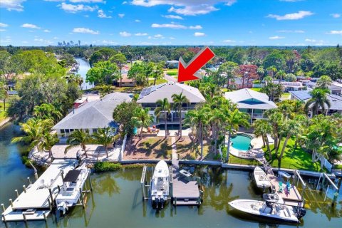 Casa en venta en Saint Petersburg, Florida, 4 dormitorios, 264.03 m2 № 1757090 - foto 4