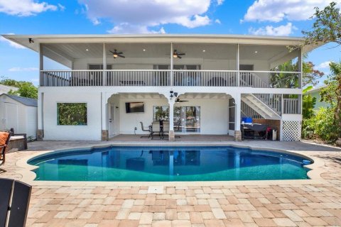 Casa en venta en Saint Petersburg, Florida, 4 dormitorios, 264.03 m2 № 1757090 - foto 5