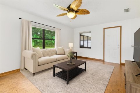 House in Inverness, Florida 2 bedrooms № 1909645 - photo 12
