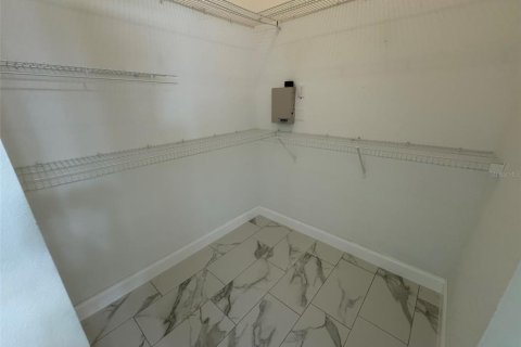 House in Ocoee, Florida 3 bedrooms, 156.73 sq.m. № 2156393 - photo 17