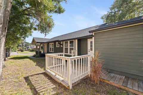 House in Saint Petersburg, Florida 3 bedrooms, 115.57 sq.m. № 1785412 - photo 27