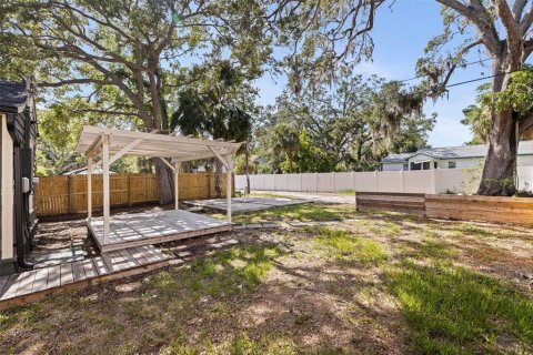 House in Saint Petersburg, Florida 3 bedrooms, 115.57 sq.m. № 1785412 - photo 28