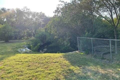 Land in Gibsonton, Florida № 985675 - photo 11