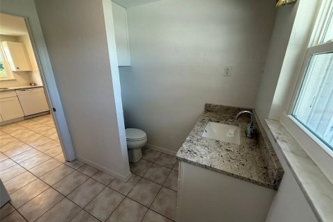 House in Port Charlotte, Florida 2 bedrooms, 120.22 sq.m. № 1903340 - photo 21