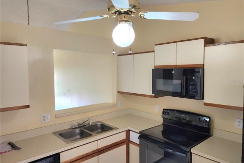 Condominio en alquiler en Kissimmee, Florida, 2 dormitorios, 88.63 m2 № 1919613 - foto 10