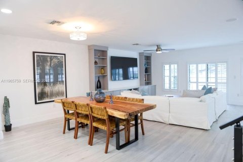 Touwnhouse à louer à Dania Beach, Floride: 3 chambres, 246.93 m2 № 2027847 - photo 10