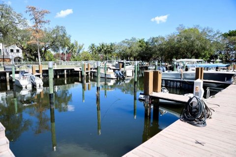 Touwnhouse à louer à Dania Beach, Floride: 3 chambres, 246.93 m2 № 2027847 - photo 3