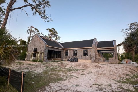 Casa en venta en Port Charlotte, Florida, 3 dormitorios № 1766889 - foto 1