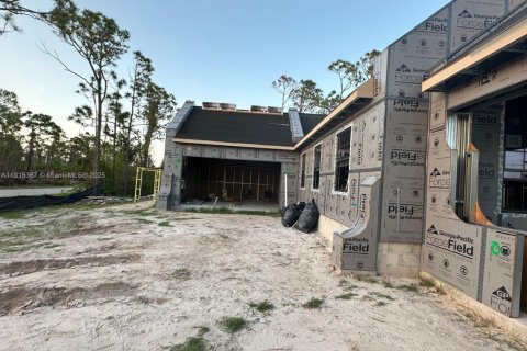 Casa en venta en Port Charlotte, Florida, 3 dormitorios № 1766889 - foto 2