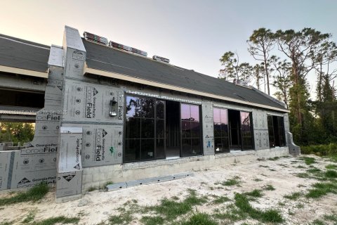 Casa en venta en Port Charlotte, Florida, 3 dormitorios № 1766889 - foto 3