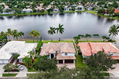 Casa en alquiler en Pembroke Pines, Florida, 5 dormitorios, 310.76 m2 № 1948278 - foto 3