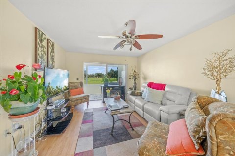 Copropriété à vendre à Sarasota, Floride: 2 chambres, 84.45 m2 № 2115115 - photo 12