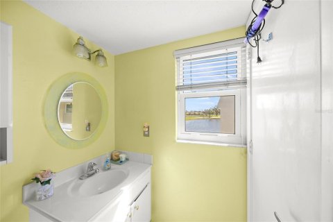 Copropriété à vendre à Sarasota, Floride: 2 chambres, 84.45 m2 № 2115115 - photo 25