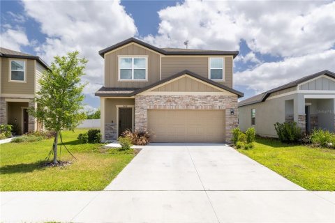 House in Groveland, Florida 3 bedrooms, 155.7 sq.m. № 2283420