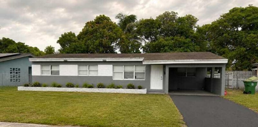 Casa en Fort Lauderdale, Florida 5 dormitorios, 152.45 m2 № 2184055