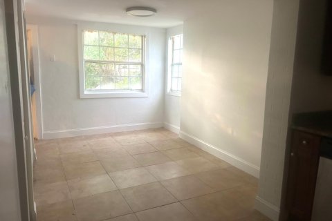 Casa en venta en Fort Lauderdale, Florida, 5 dormitorios, 152.45 m2 № 2184055 - foto 9