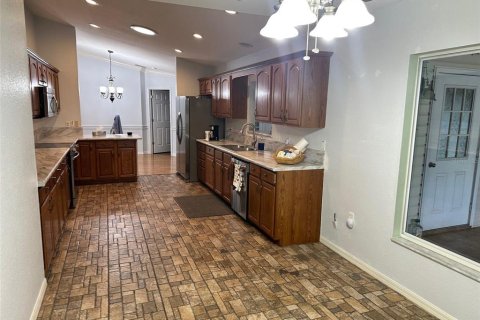 Villa ou maison à louer à Summerfield, Floride: 2 chambres, 175.03 m2 № 1675191 - photo 5
