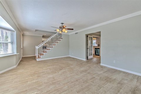 Casa en alquiler en Tampa, Florida, 4 dormitorios, 269.23 m2 № 2102330 - foto 15