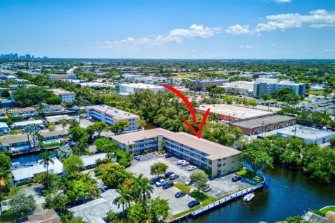 Снять в аренду кондоминиум в Форт-Лодердейл, Флорида 2 спальни, 83.61м2, № 1992808 - фото 30