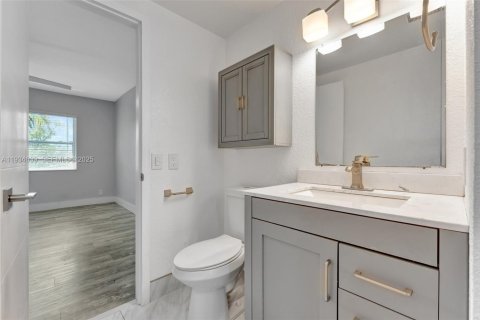 Снять в аренду кондоминиум в Форт-Лодердейл, Флорида 2 спальни, 83.61м2, № 1992808 - фото 22