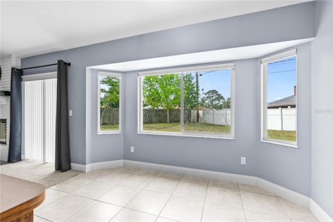 House in Edgewater, Florida 3 bedrooms, 191.56 sq.m. № 1598029 - photo 12