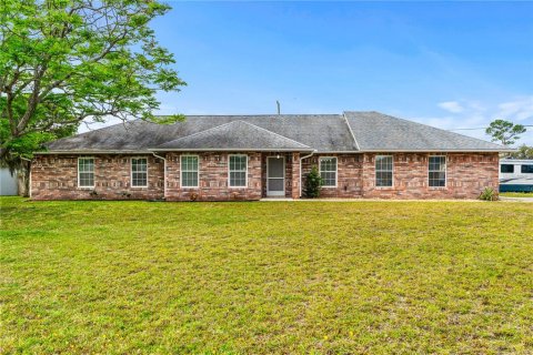 House in Edgewater, Florida 3 bedrooms, 191.56 sq.m. № 1598029 - photo 2