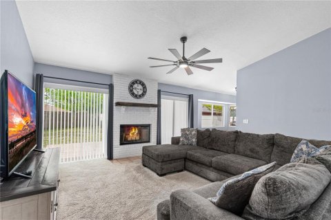 House in Edgewater, Florida 3 bedrooms, 191.56 sq.m. № 1598029 - photo 10